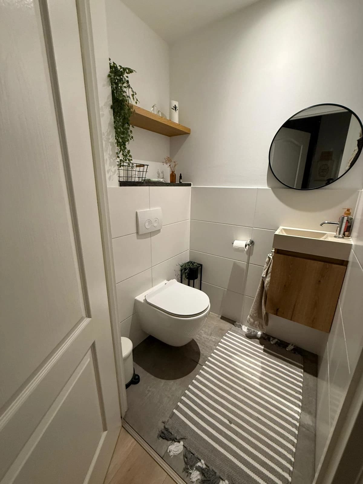 Door Renovast vernieuwde toiletruimte