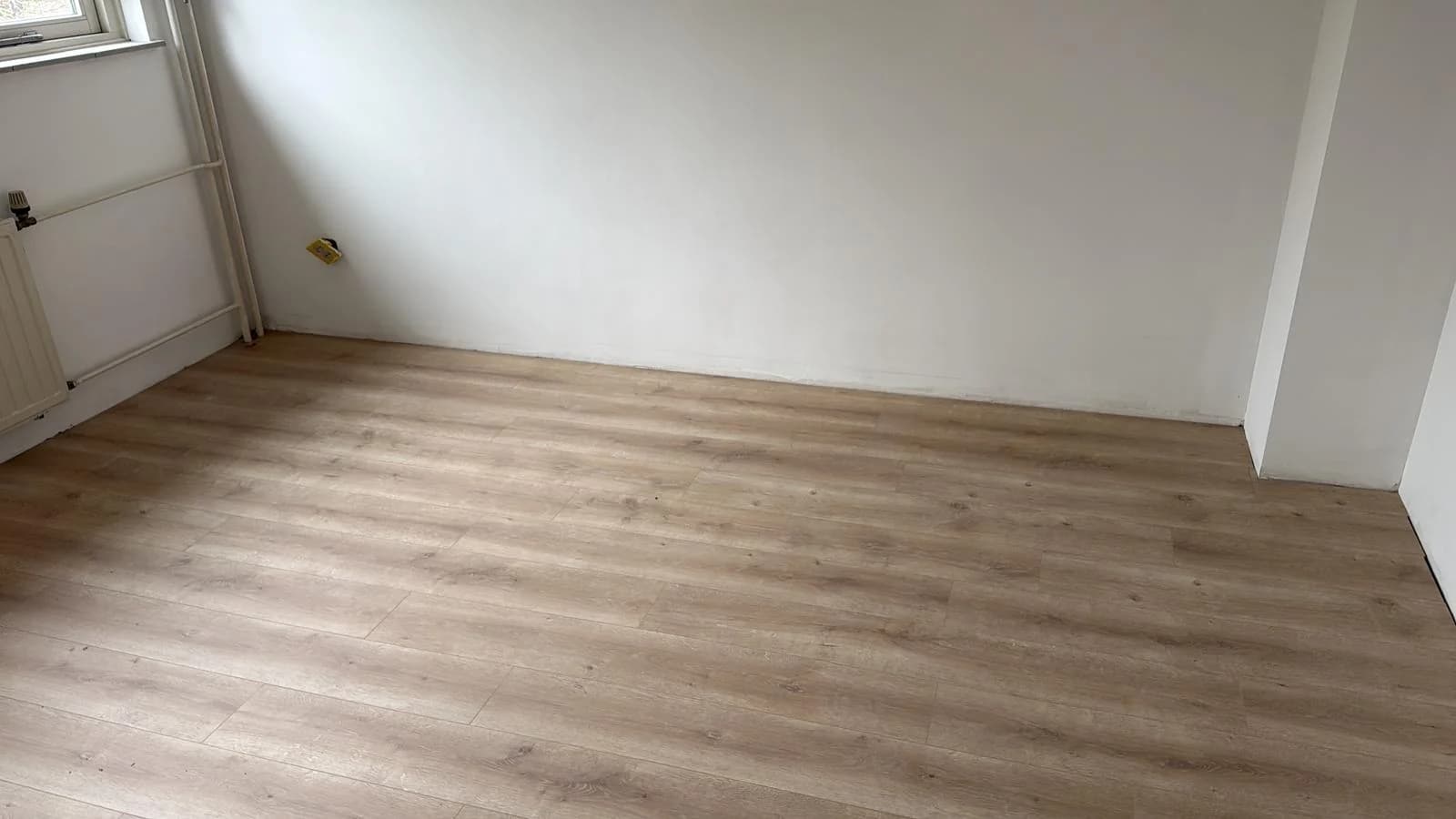 Nieuwe vloer als onderdeel van woningafwerking